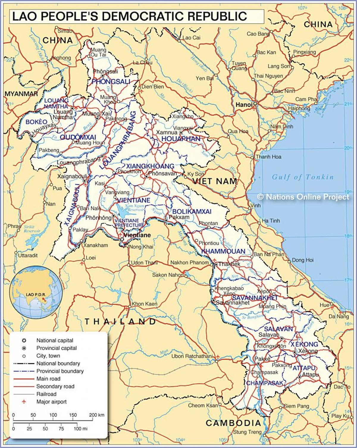 Mapa Laosu i innych krajów